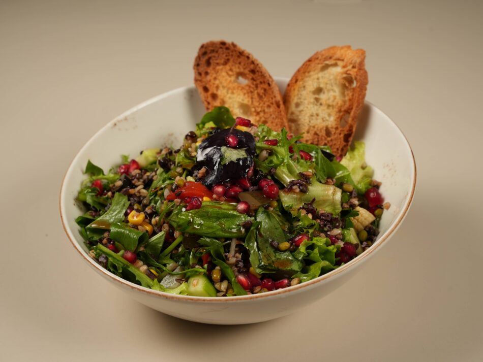 TAHIL SALATASI