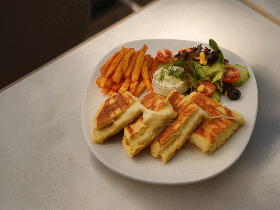 BAZLAMA KAŞARLI TOST