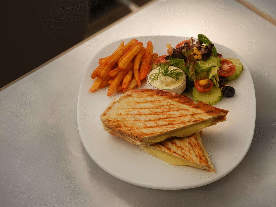 KAŞARLI TOST